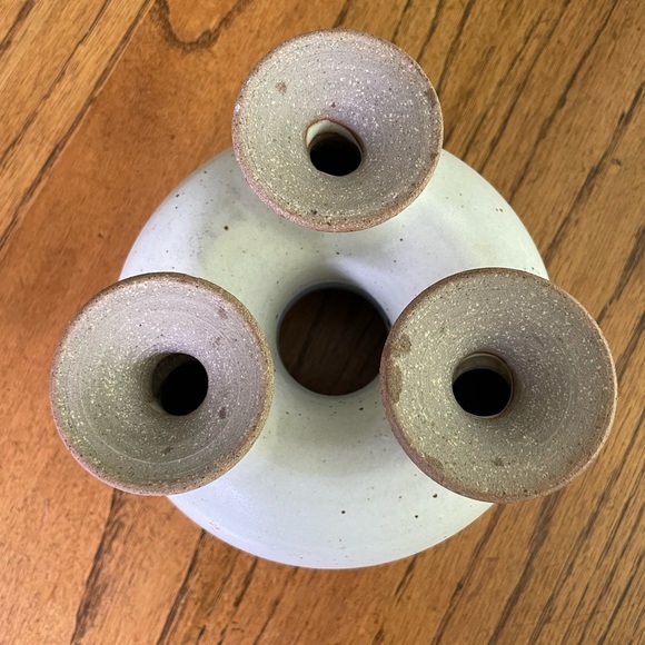 Vintage doughnut shaped pottery vase,No signature. Inthe vein of Doug Hivey. EUC - Picture 3 of 8